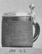 stein with linear decoration