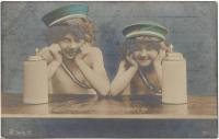 postcard: 2 children with steins