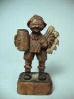 Small woodcarved Munich Child