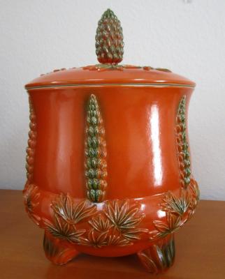 lidded jar