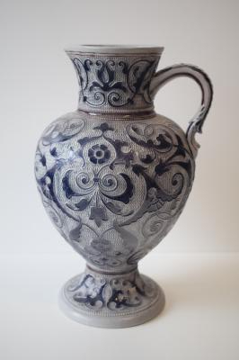 bulbous jug, historismus style