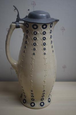 Jugendstil jug, design by Paul Wynand