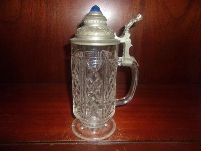 Glass Stein With Jewel