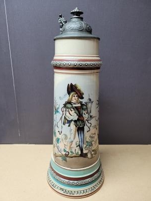 2.5 liter decorated stein