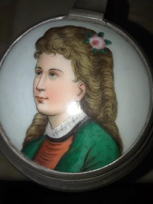 Glass Portrait Stein