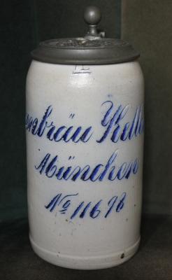 Lowenbrau Keller C19th 1L stein