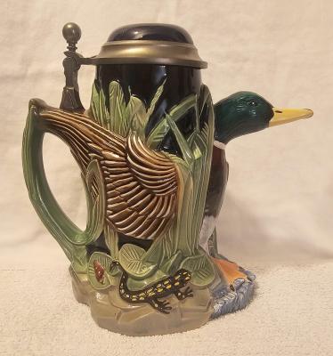 Gerz Mallard Character Stein