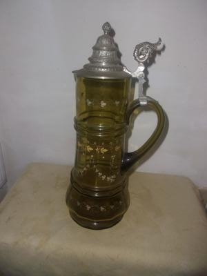 Amber Glass Pouring Stein